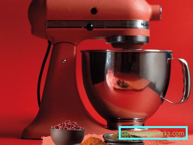 Vad är skillnaden mellan en mixer och en mixer? Vad är skillnaden mellan en mixer och en mixer?