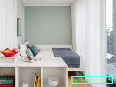 Hyllor på balkongen - 80 bilder av de bästa alternativen för bekväm design