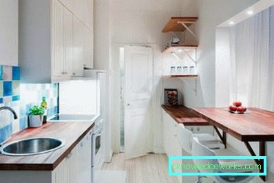 Design av köket kombinerat med vardagsrummet