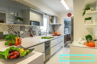 Köksdesign i ljusa färger - foto i modern stil
