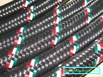 Flexibelt vattenfoder: art, syfte och funktion Flexibelt vattenfoder: art, syfte och funktion