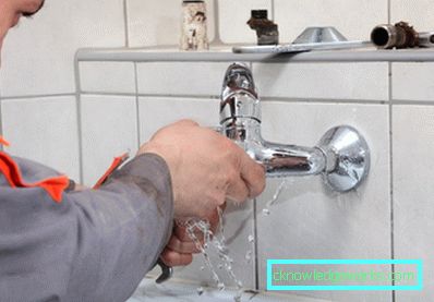 Vad ska man göra om kranen i badrummet droppar? Vad ska man göra om kranen i badrummet droppar?