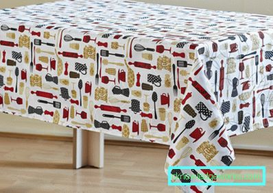 Cloth-oilcloth på bordet för köket Cloth-oilcloth på bordet för köket