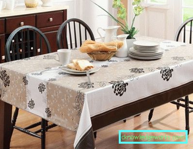 Cloth-oilcloth på bordet för köket Cloth-oilcloth på bordet för köket