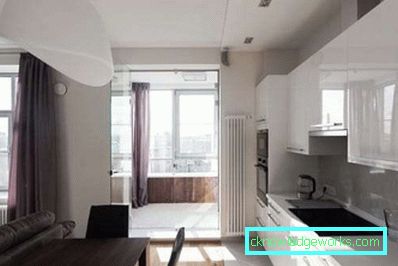 Kök på balkongen eller loggia