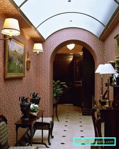 Hall i engelsk stil - bilder av inredningsdesign