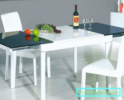 Fällbart glasbord för köket Fällbart glasbord för köket